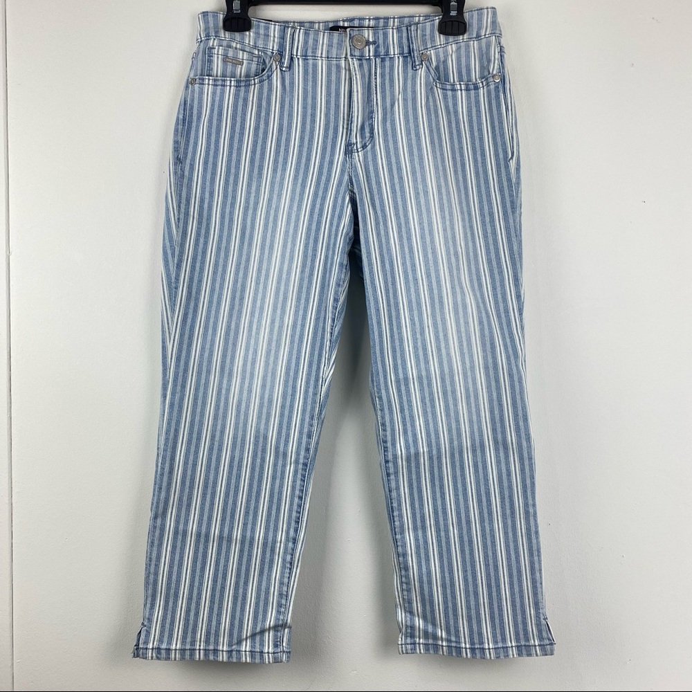 Nine West Jeans size 6 Women’s Blue White Striped Chrystie Capri Pants